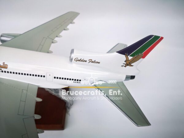 Model of Lockheed L-1011 TriStar-200 Gulf Air with detailed craftsmanship.